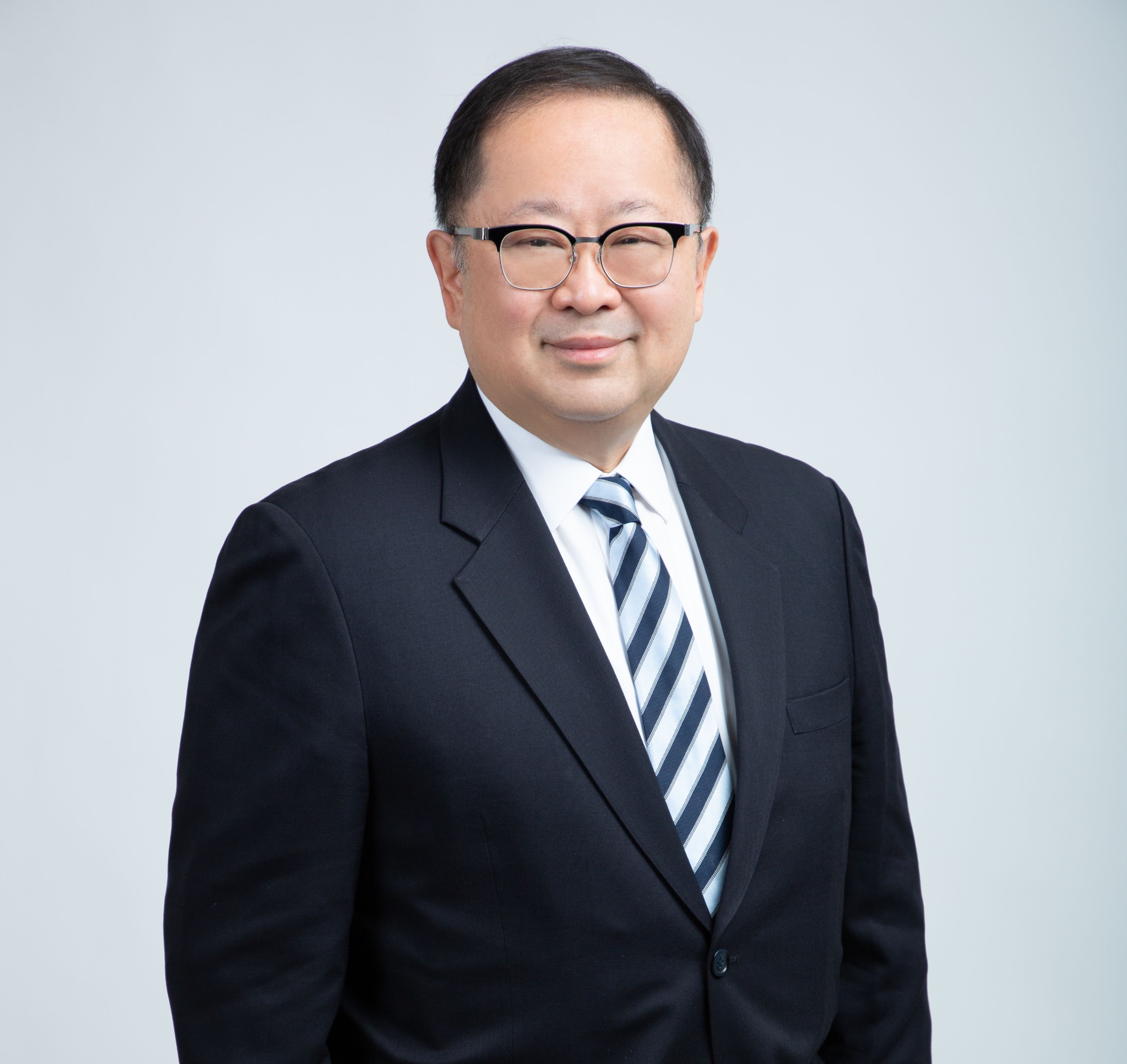 獨立非執行董事：李國棟先生